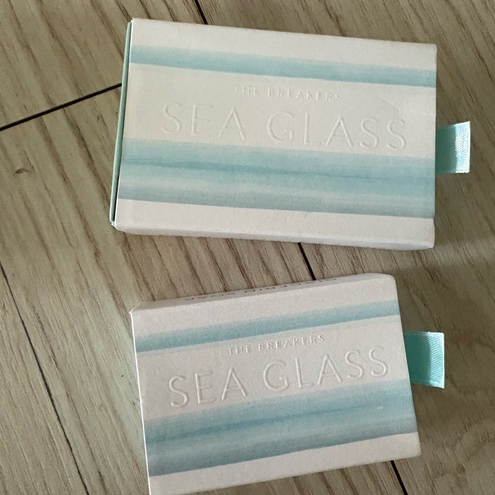 The Breakers Palm Beach Resort Glycerin Soap and French Milled Soap - Picture 3 of 3